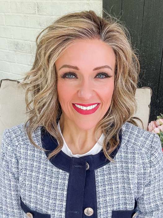 Marcie Mertz @wig.obsessed wearing POLO by BELLETRESS in color MACADAMIA LATTE R | A combination of Medium and Light Brown, highlighted with Light Gold Blonde, and a mixture of Ash Blonde and Light Gold Blonde, Rooted with Medium and Light Brown
