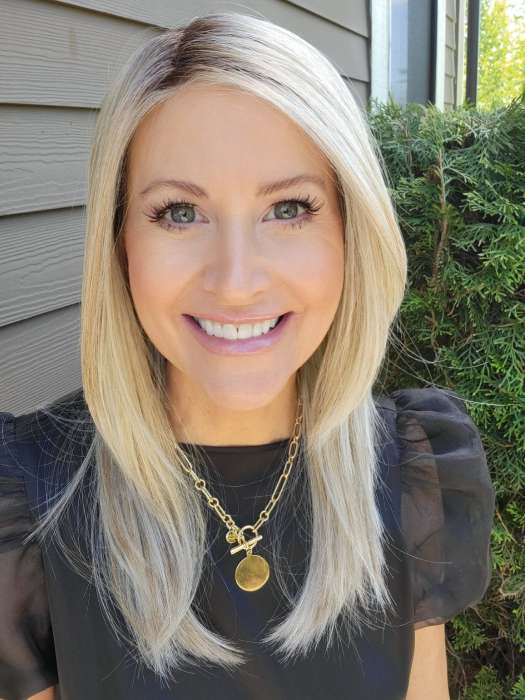 Natalie Gray @vanish.into.thin.hair wearing FORTE by BELLETRESS in color BUTTERBEER R | Dark Brown Base and Root that transitions smoothly into a buttery blonde, infused with creamy honey and toffee tones