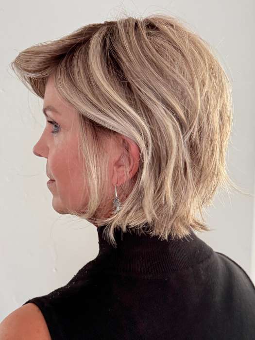 Susan @an_affair_with_hair wearing MAIN CHARACTER by RAQUEL WELCH in color RL17/23SS ICED LATTE MACCHIATO | Honey Blonde shaded with Cool Blonde with Dark Roots