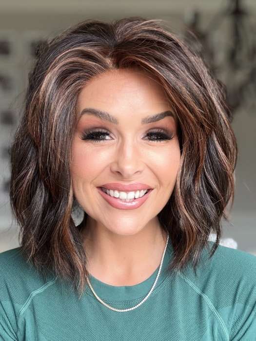Crystal @crystallhoneycutt wearing HOLLIE by JON RENAU in shade FS4/33/30A MIDNIGHT COCOA | Dark Brown, Medium Red, Medium Natural Red Blonde/Brown Blend with Medium Natural Red Blonde/Brown Blend Bold Highlights