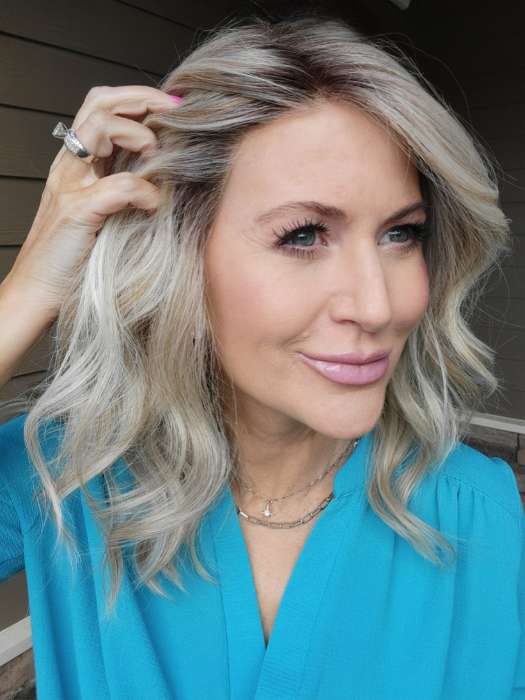 Natalie Gray @vanish.into.thin.hair wearing POLO by BELLE TRESS in color BUTTERBEER R | Dark Brown Base and Root that transitions smoothly into a buttery blonde, infused with creamy honey and toffee tones