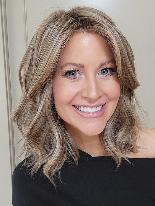 Natalie Gray @vanish.into.thin.hair wearing BRADSHAW by BELLE TRESS in color BROWN SUGAR BLONDE-R | A warm, dimensional blend of medium brown and golden blonde highlights with natural-looking darker roots for depth and a sun-kissed finish.