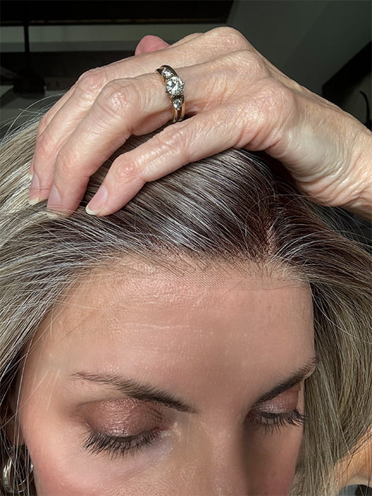 Lisa @beautifulyouwigreviews is wearing ELSA by BELLE TRESS in color SPARKLING CHAMPAGNE R | Medium Ash Brown roots transition into Shimmering Champagne Blonde characterized by Pale Golden Hues with subtle Ivory and Platinum undertones reminiscent of a sparkling glass of bubbly