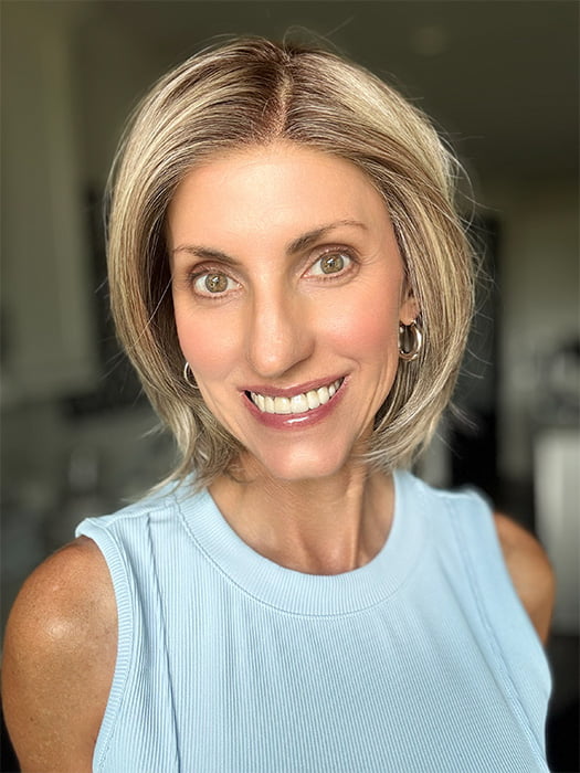 Lisa @beautifulyouwigreviews is wearing ELSA by BELLE TRESS in color SPARKLING CHAMPAGNE R | Medium Ash Brown roots transition into Shimmering Champagne Blonde characterized by Pale Golden Hues with subtle Ivory and Platinum undertones reminiscent of a sparkling glass of bubbly