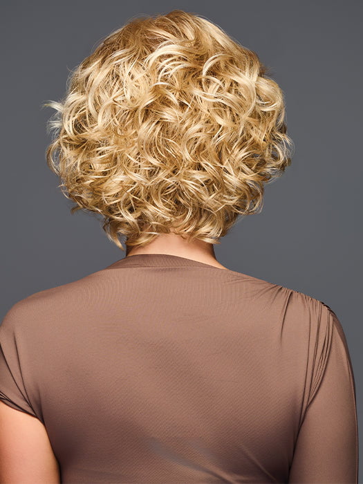 Model is wearing BUOYANT in GL14-22SS | SS SANDY BLONDE | Dark golden blonde base blends into multi-dimensional tones of medium gold blonde and light beige blonde. 