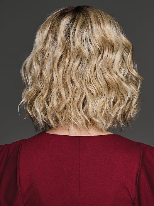 Model wearing CONQUER THE WAVES in GF19-23SS BISCUIT | Light Ash Blonde Evenly Blended with Cool Platinum Blonde with Dark Roots
