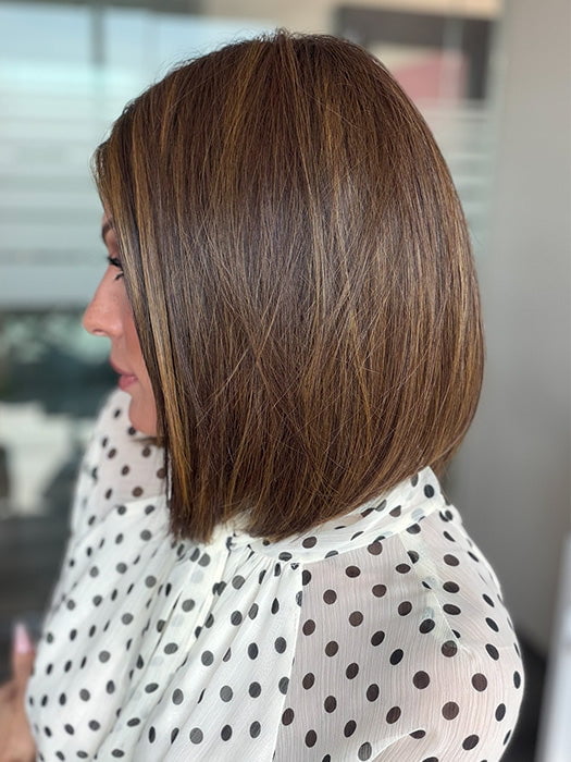 Model is wearing ILA in color MARBLE BROWN R | Medium Brown Evenly Blended with Light Honey 