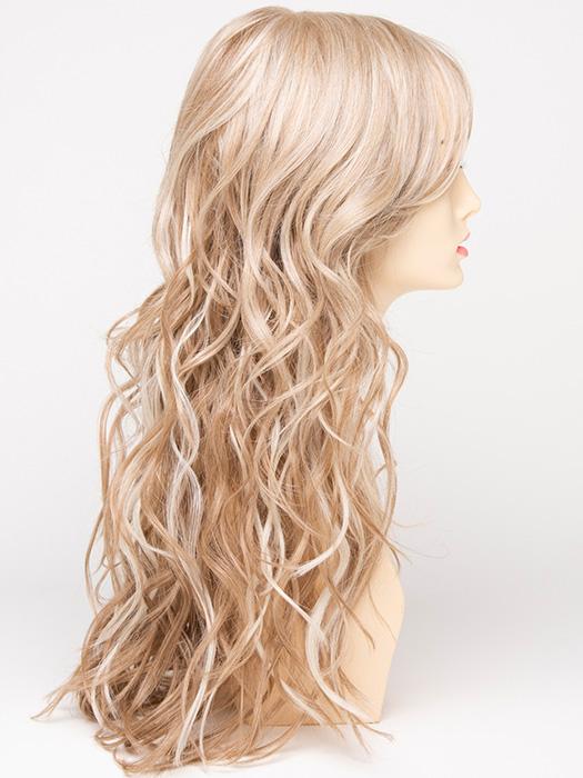 LIGHT-BLONDE | 2 toned blend of Creamy Blonde with Champagne highlights