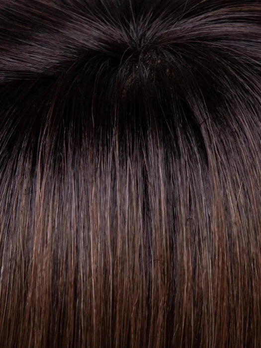 MACCHIATO | A blend of Chestnut Brown and Soft Dark Blonde with Dark Brown Roots