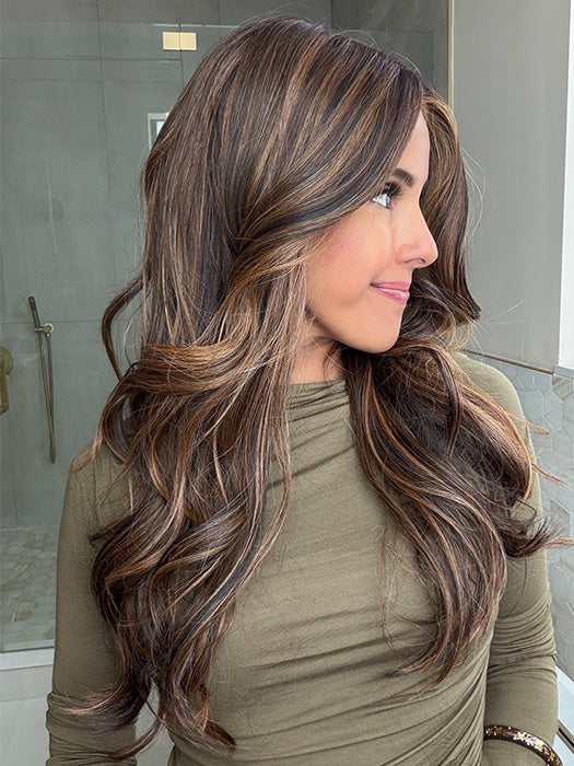Lorena @faux.hurr.lifee wearing MODEL MODE by RAQUEL WELCH in color RL8/29SS SHADED HAZELNUT | Warm Medium Brown Evenly Blended with Ginger Blonde with Dark Roots