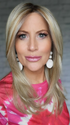 Natalie Gray @vanish.into.thin.hair wearing SPOTLIGHT ELITE by RAQUEL WELCH WIGS in color RL19/23SS SHADED BISCUIT | Light Ash Blonde Evenly Blended with Cool Platinum Blonde with Dark Roots