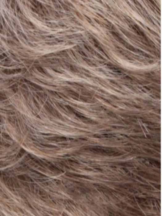 R18/24H | Ash Blonde with Pale Golden Blonde Highlights