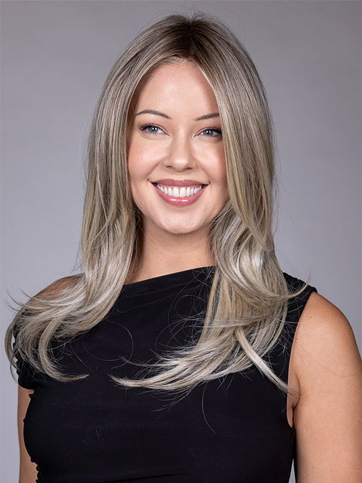 Model is wearing SPEARS in COOL CHAI BLONDE-R | A balanced cool blonde with softly contrasted darker roots, a fresh twist on classic blonde tones.