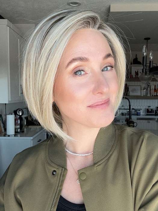 Carly @carlynwilson84 wearing Straight Up With a Twist by Raquel Welch in color SS19/23 SHADED BISCUIT | Cool Platinum blonde with subtle highlights and medium brown roots