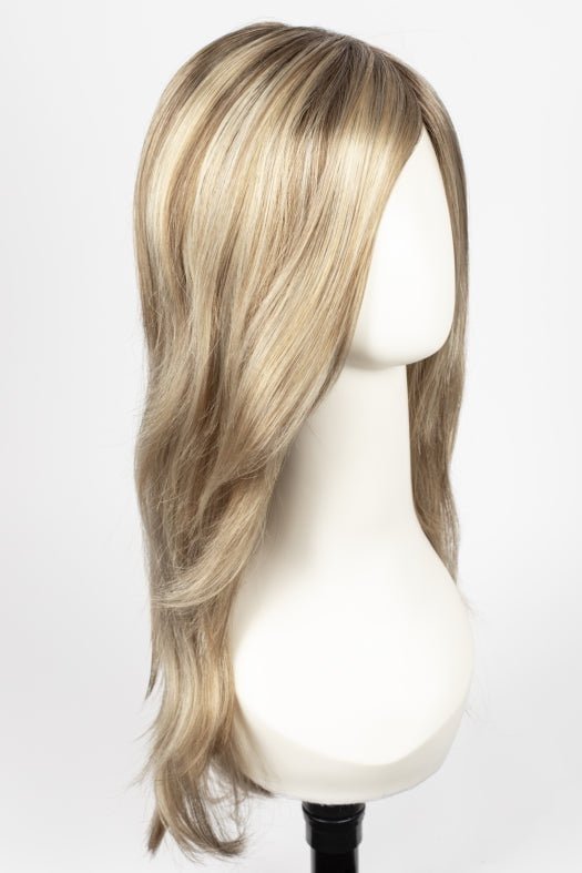 12FS8 SHADED PRALINE | Light Gold Brown, Light Natural Gold Blonde & Pale Natural Gold-Blonde Blend, Shaded with Medium Brown