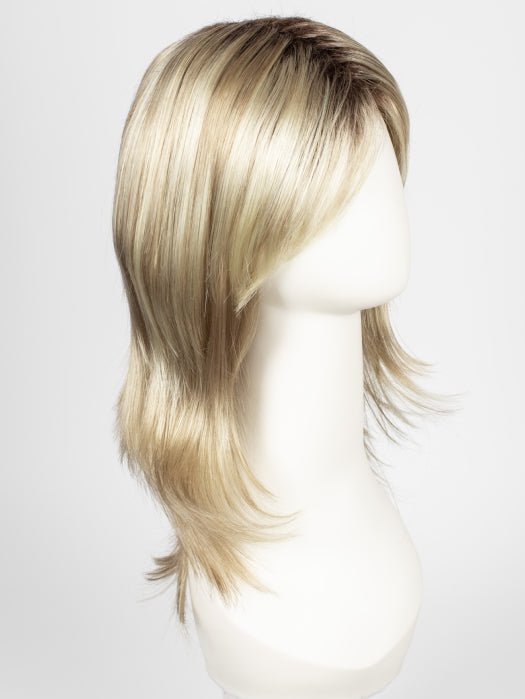 22F16S8 VENICE BLONDE | Light Ash Blonde and Light Natural Blonde Blend Shaded with Medium Brown