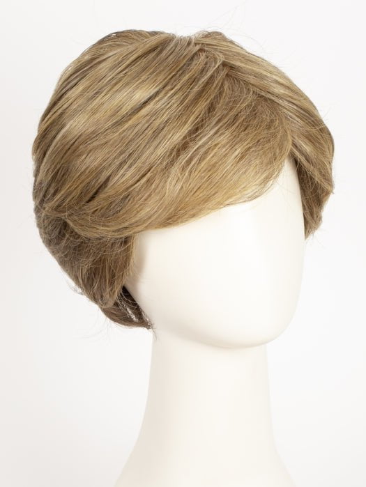 10/26TT FORTUNE COOKIE | Light Brown & Medium Red-Gold Blonde Blend with Light Brown Nape