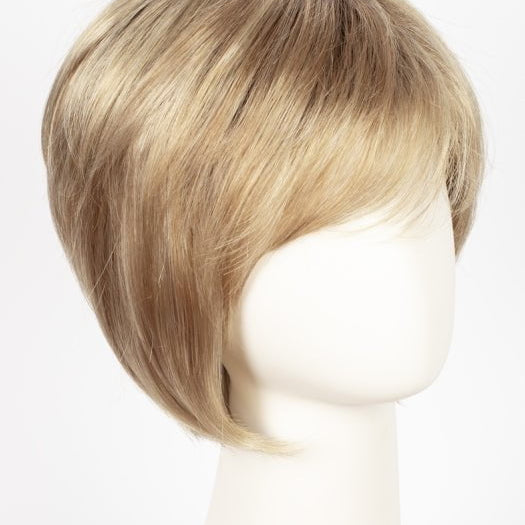 CARAMEL ROOTED | Medium Gold Blonde and Light Gold Blonde Blend with Light Brown Roots