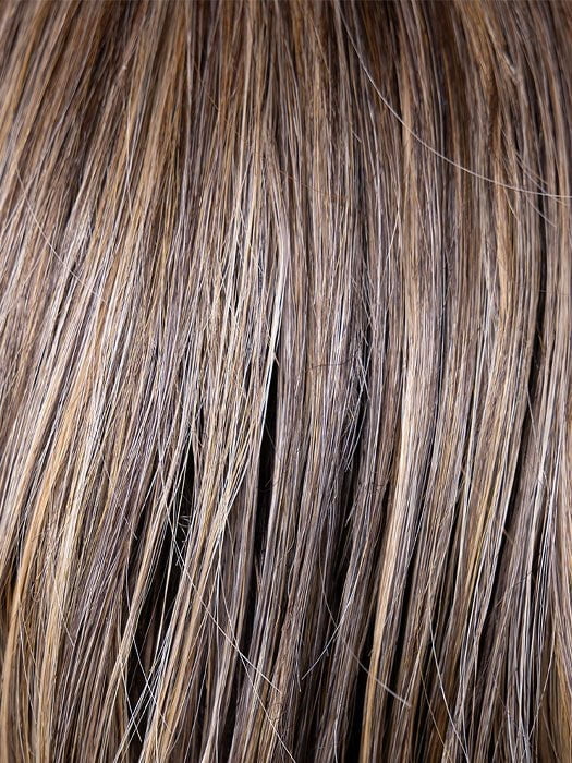 TRUFFLE CREAM-R | A chocolate truffle-inspired medium brown base with creamy light blonde highlights and dark roots, creating a balanced, multidimensional brunette.