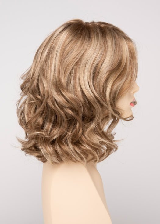 DARK BLONDE | 2 toned blend of Dark Honey Blonde with Lighter Blonde highlights