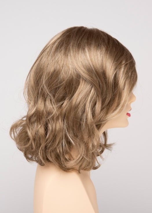 GINGER CREAM | Dark Beige Blonde underneath highlighted on top with Light Beige Blonde