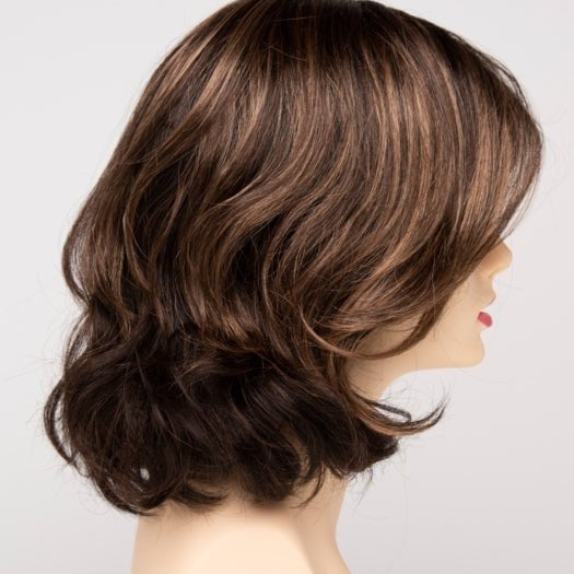 AMARETTO CREAM | Dark Brown roots with overall Medium Brown base with Honey Blonde highlights