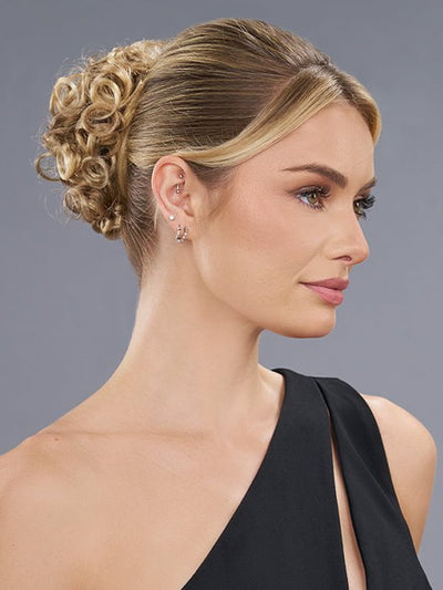 12F PECAN PRALINE | Light Gold Brown, Light Natural Gold Blonde and Pale Natural Gold-Blonde Blend