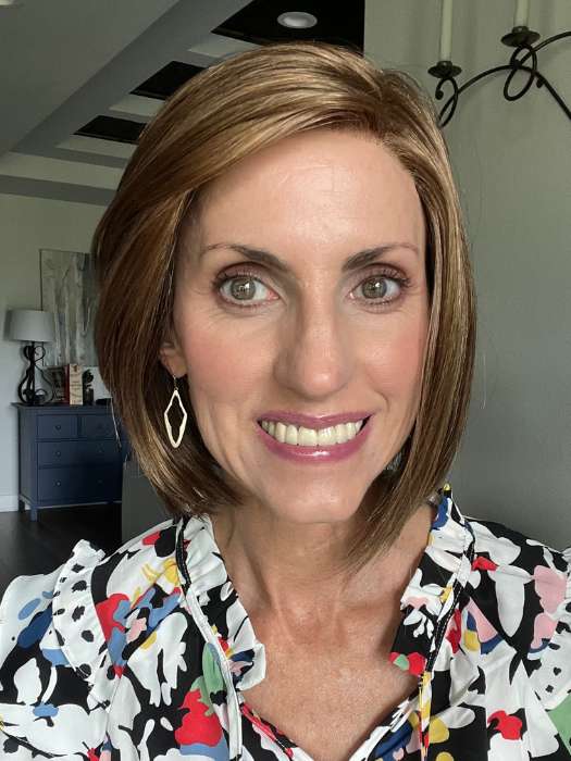 Lisa @beautifulyouwigreviews wearing ELITE by ELLEN WILLE in color MOCCA MIX | Medium Brown, Light Brown, and Light Auburn blend
