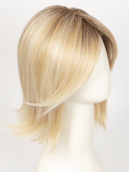 FS24/102S12 LAGUNA BLONDE | Light Natural Gold Blonde with Pale Natural Gold Blonde Bold Highlights, Shaded with Light Gold Brown