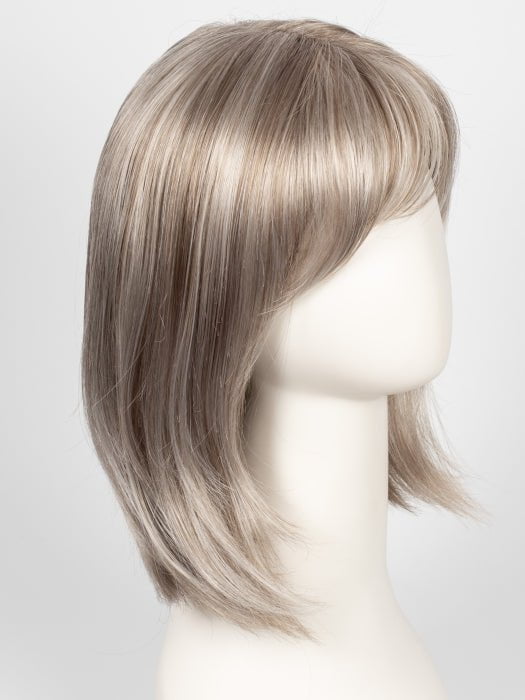 101F48T MARTINI | Soft White Front, Light Brown with 75% Grey Blend with Soft White Tips