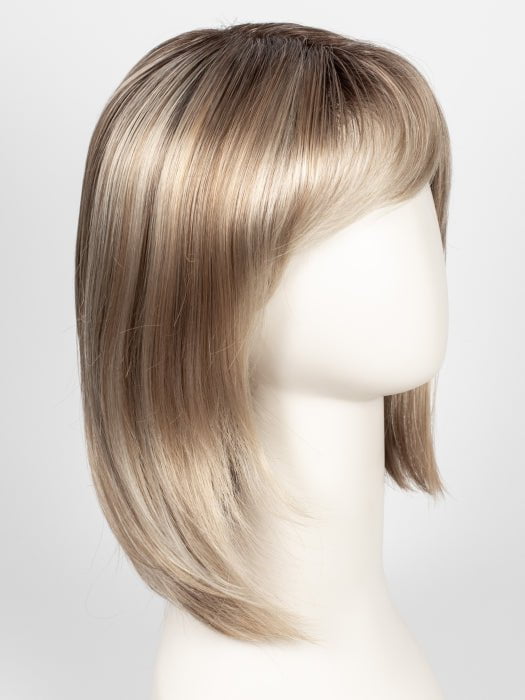 12FS8 SHADED PRALINE | Light Gold Brown, Light Natural Gold Blonde & Pale Natural Gold-Blonde Blend, Shaded with Medium Brown