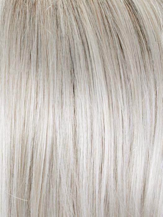 SILVERSUNRT8 | Iced Blonde Dusted with Soft Sand and Golden Brown Roots