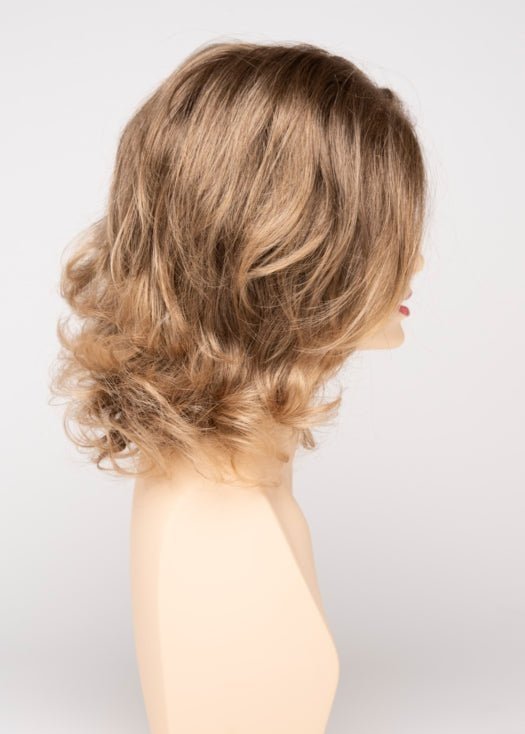 24/18 FROSTED | Light Brown with Wheat Blonde blended highlights