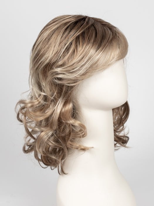 12FS8 SHADED PRALINE | Light Gold Brown, Light Natural Gold Blonde & Pale Natural Gold-Blonde Blend, Shaded with Medium Brown