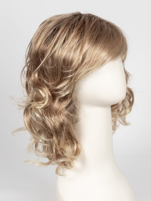 27T613S8 SHADED SUN | Medium Natural Red-Gold Blonde & Pale Natural Gold Blonde Blend and Tipped, Shaded with Medium Brown