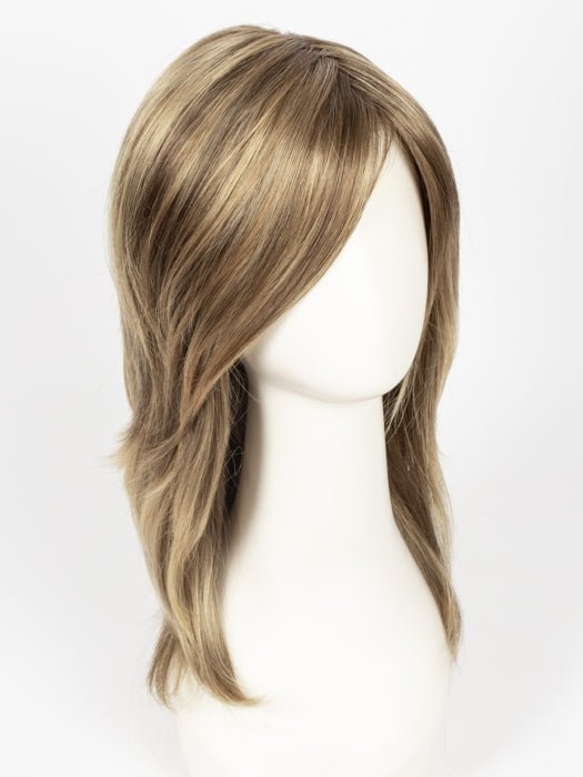 24BT18 ECLAIR | Dark Natural Gold Blonde & Light Natural Gold Blonde Blend with Light Natural Gold Blonde Tips