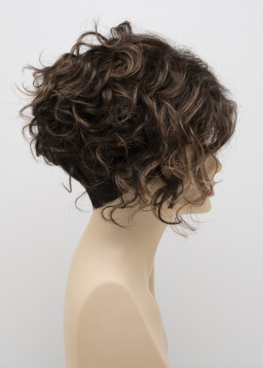 AMARETTO CREAM | Dark Brown roots with overall Medium Brown base with Honey Blonde highlights