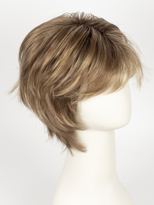 MOCHACCINO-R | Rooted Medium Warm Blonde with Chocolate Undertones and Creamy Blonde Highlights