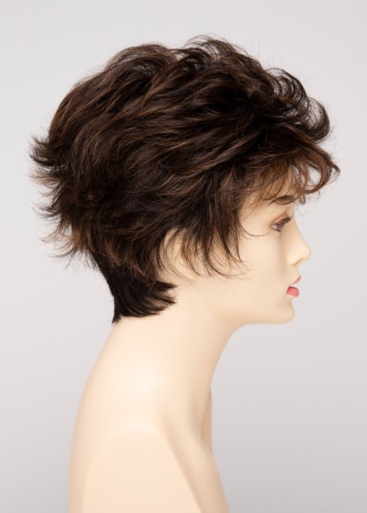 AMARETTO CREAM | Dark Brown roots with overall Medium Brown base with Honey Blonde highlights