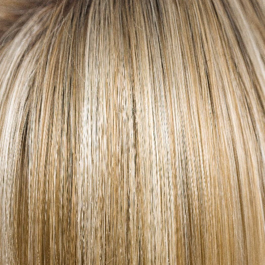 CREAMY TOFFEE R | Rooted Dark Blonde Evenly Blended with Light Platinum Blonde and Light Honey Blonde