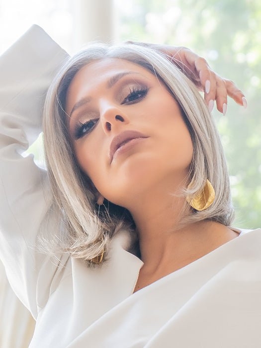 101F48T MARTINI | Soft White Front, Light Brown with 75% Grey Blend with Soft White Tips