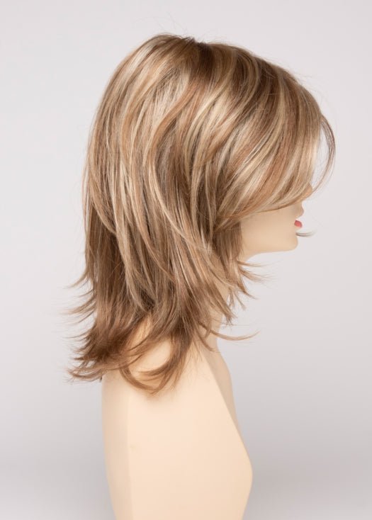 DARK BLONDE | 2 toned blend of Dark Honey Blonde with Lighter Blonde highlights