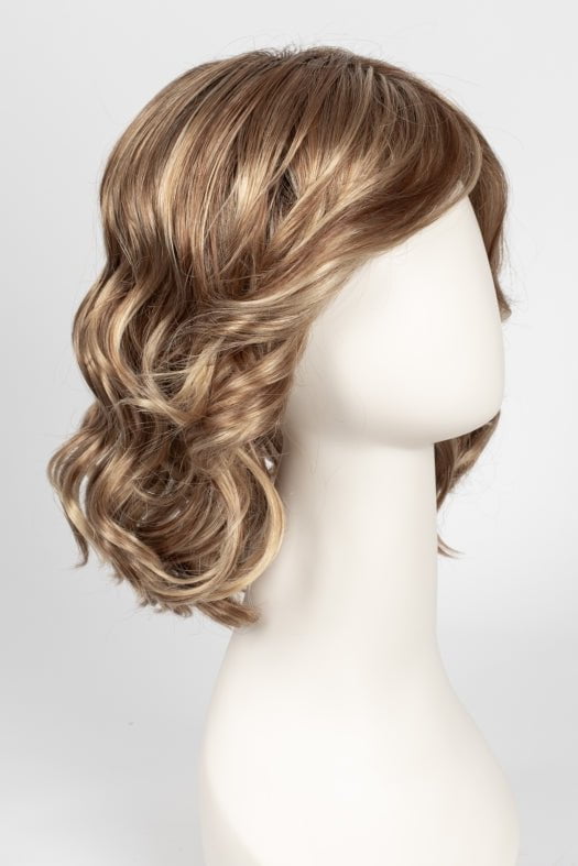 14/26S10 SHADED PRALINES N' CREAM | Light Gold Blonde & Medium Red-Gold Blonde Blend, Shaded with Light Brown