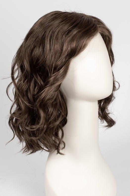 8RH14 MOUSSE CAKE | Medium Brown with 33% Medium Natural Blonde Highlights