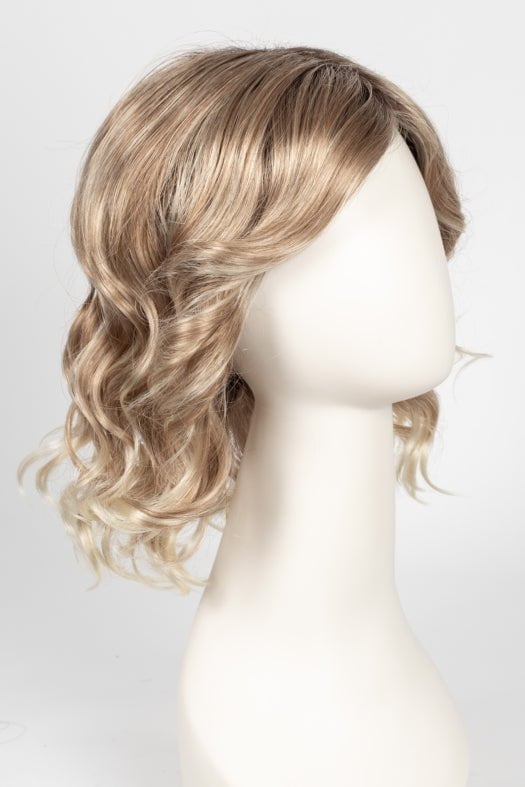 27T613S8 SHADED SUN | Medium Natural Red-Gold Blonde & Pale Natural Gold Blonde Blend and Tipped, Shaded with Medium Brown