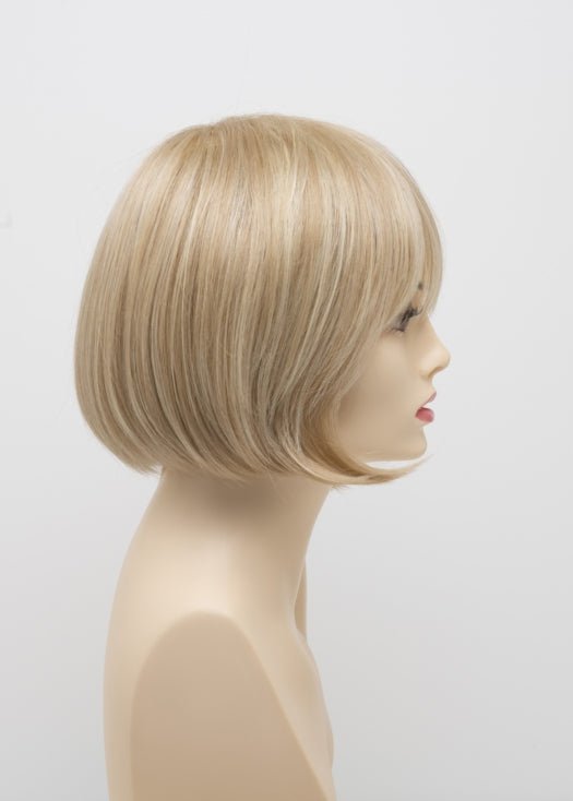 MEDIUM BLONDE | Soft Golden Blonde with Champagne Blonde highlights