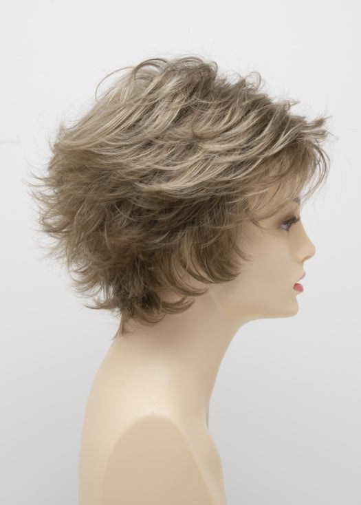 GINGER CREAM | Dark Beige Blonde underneath highlighted on top with Light Beige Blonde